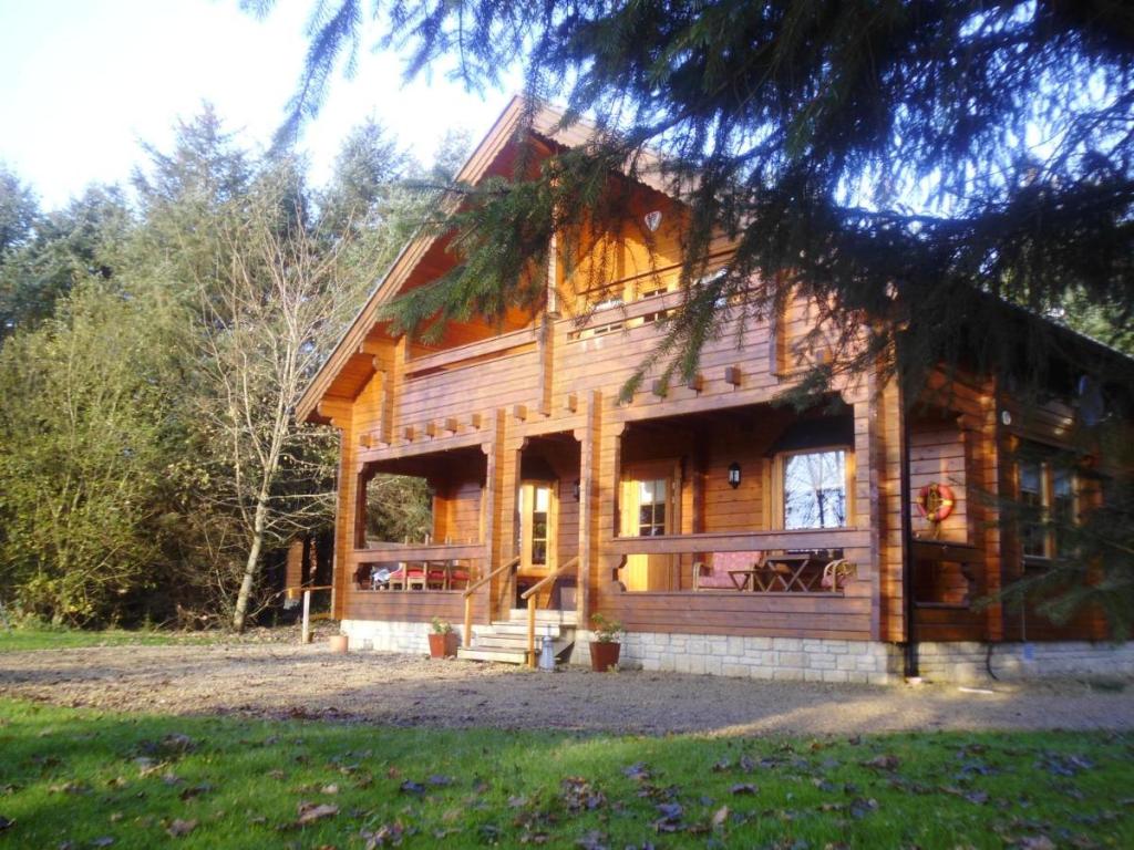 log cabin planning permission