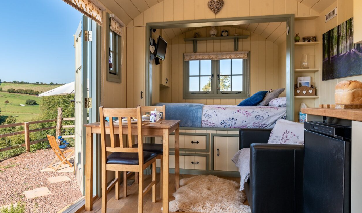 shepherds huts maintain tips